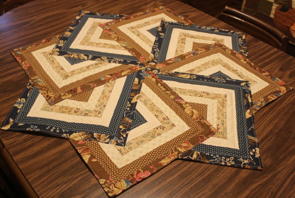 Country Swirling Stars Table Topper Stitch by Stitch Quilting